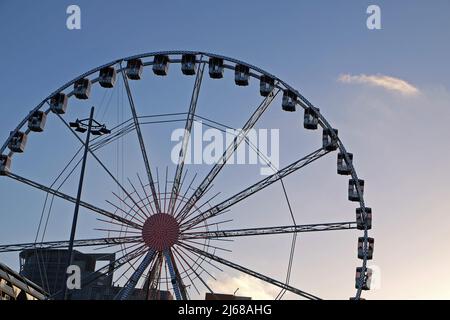 Außenarchitektur und Design des Riesenrads - Rotterdams, Niederlande Stockfoto