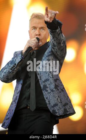 Martin Fry, der Sänger der 80s Band ABC, tritt beim Flashback Festival in Temple Newsom auf. (Foto von Robin Burns / SOPA Images/Sipa USA) Stockfoto