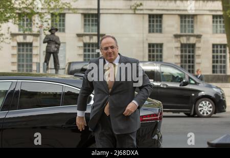 London, großbritannien, 28.. April: Michael Ellis Generalzahler trifft in einem Kabinett Whitehall ein; Stockfoto