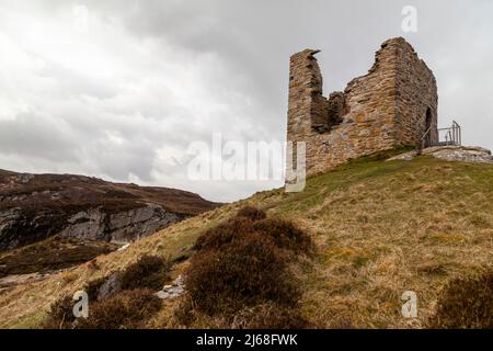 Castle Varrich liegt im hohen Norden des schottischen Hochlandes in der Nähe des Dorfes Tongue, Highland, Schottland Stockfoto