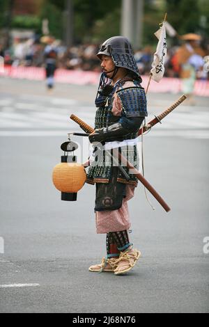 Kyoto, Japan - 22. Oktober 2007: Samurai aus der Maiji-Zeit im Rüstungskrieger beim Jidai Festival. Kyoto. Japan Stockfoto