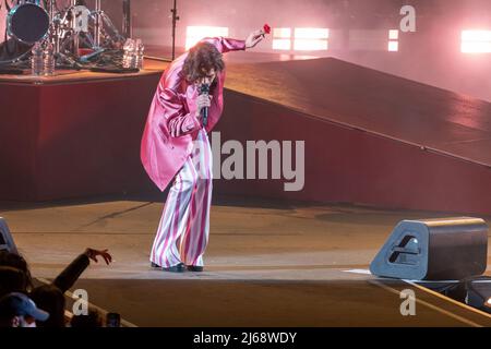 Verona, Italien. 28. April 2022. Maneskin - Damiano David während 2022 Maneskin live in der Arena di Verona, Musikkonzert in Verona, Italien, April 28 2022 Quelle: Independent Photo Agency Srl/Alamy Live News Stockfoto