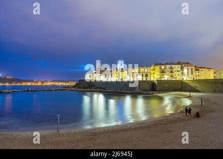 Plage de la Gravette, Antibes, Alpes-Maritimes, Provence-Alpes-Cote d'Azur, Frankreich, Mittelmeer, Europa Stockfoto