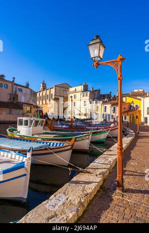 Quai Brescon, Martigues, Bouches-du-Rhone, Provence-Alpes-Cote d'Azur, Frankreich, Mittelmeer, Europa Stockfoto