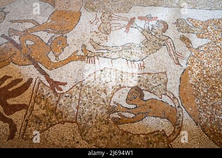 Mosaikboden der Kathedrale, die der Verkündigung der Jungfrau Maria in Otranto, Salento, Apulien, Süditalien gewidmet ist. Das berühmteste Merkmal Stockfoto