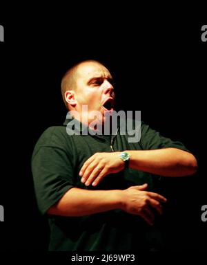 Der deutsche Bariton Matthias Goerne probt Schuberts ‘die Winterreise’ in der Usher Hall, Edinburgh für ein Edinburgh International Festival Recital am 22/08/1998 Stockfoto