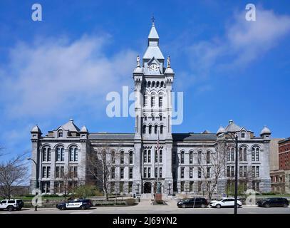 Das ehemalige Rathaus von Buffalo, New York, wurde 1872 erbaut und dient heute als Gerichtsgebäude. Stockfoto