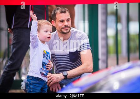 Charbonnieres-les-Bains, Frankreich. 29. Apr, 2022. Ambiente während der Rallye Rhône Charbonnières 2022, 2. Runde des Championnat de France des Rallye 2022, vom 28. Bis 30. April in Charbonnières-les-Bains, Frankreich - Foto Bastien Roux / DPPI Credit: DPPI Media/Alamy Live News Stockfoto