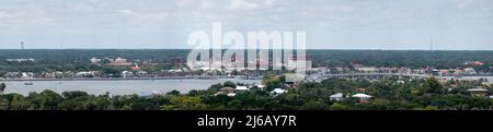 Vom Leuchtturm aus hat man einen Panoramablick auf die Innenstadt von St. Augustine Stockfoto