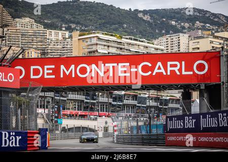 Monaco. 30. April 2022. TAVARES Carlos, CEO der Stellantis Group, Portrait über die DS E-Tense Performance während des Monaco ePrix 2022, 4. Treffen der ABB FIA Formel-E-Weltmeisterschaft 2021-22, vom 29. Bis 30. April auf dem Circuit de Monaco in Monaco - Photo Germain Hazard / DPPI Credit: DPPI Media/Alamy Live News Stockfoto