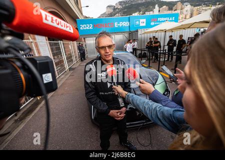 Monaco. 30. April 2022. TAVARES Carlos, CEO der Stellantis Group, Portrait über die DS E-Tense Performance während des Monaco ePrix 2022, 4. Treffen der ABB FIA Formel-E-Weltmeisterschaft 2021-22, vom 29. Bis 30. April auf dem Circuit de Monaco in Monaco - Photo Germain Hazard / DPPI Credit: DPPI Media/Alamy Live News Stockfoto