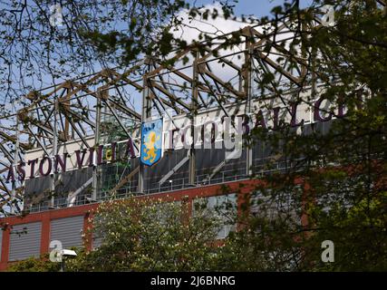 Birmingham, England, 30.. April 2022. Eine allgemeine Ansicht des Stadions vor dem Premier League-Spiel in Villa Park, Birmingham. Bildnachweis sollte lauten: Darren Staples / Sportimage Credit: Sportimage/Alamy Live News Stockfoto