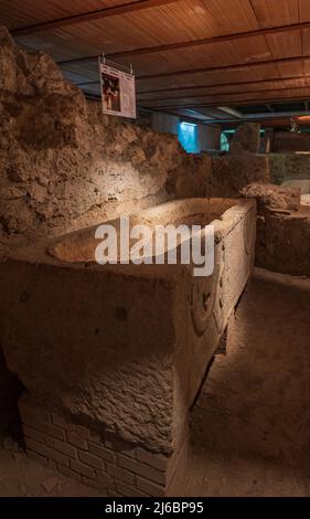 Dieser Komplex zeugt von den Überresten des italischen Tempels aus der zweiten Hälfte des dritten Jahrhunderts. BC, bewahrt dank der Tatsache, dass das, was n ist Stockfoto