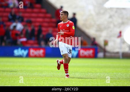 Oakwell, Barnsley, England - 30.. April 2022 Jordan Helliwell (38) von Barnsley - während des Spiels Barnsley gegen Preston N.E., Sky Bet EFL Championship 2021/22, in Oakwell, Barnsley, England - 30.. April 2022 Credit: Arthur Haigh/WhiteRoseFotos/Alamy Live News Stockfoto