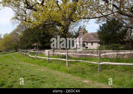 Wiggonholt Pfarrkirche aus dem 12.. Jahrhundert, Pulborough, West Sussex, England, erbaut nach der normannischen Eroberung für Yeoman & Pächter Stockfoto