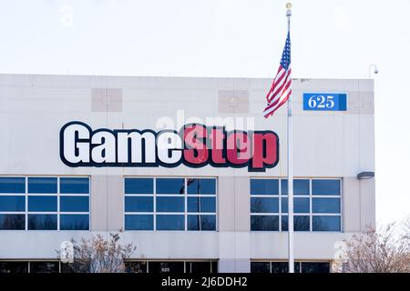 Das GameStop-Schild am Hauptquartier in Grapevine, Texas. Stockfoto