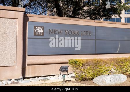 Irving, TX, USA - 20. März 2022: Büro von New York Life in Irving, Texas, USA. Stockfoto