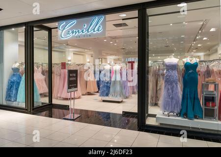 Houston, Texas, USA - 25. Februar 2022: Ein Camille La Vie-Laden in einem Einkaufszentrum in Houston, Texas, USA. Stockfoto
