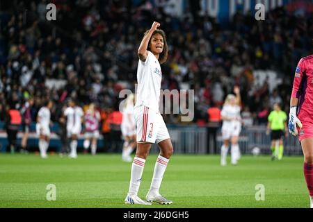 Paris, Frankreich. 30. April 2022. Wendie Renard während der UEFA Women's Champions League, Halbfinals, Fußballspiel mit 2. Beinen zwischen Paris Saint-Germain (PSG) und Olympique Lyonnais (OL) am 30. April 2022 im Stadion Parc des Princes in Paris, Frankreich. Kredit: Victor Joly/Alamy Live Nachrichten Stockfoto