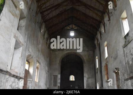 Innenraum der alten Kirche in vasai, maharashtra, indien Stockfoto