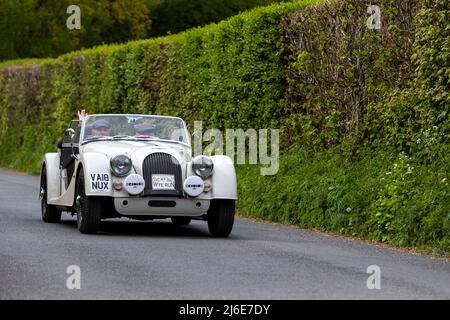 1980 Morgan 4/4 4-Sitzer - Oldtimer Frühling Rotary Club Charity "Wye Run" durch Wales und das Wye Valley. Stockfoto