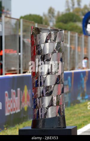 Circuito de Jerez, Jerez de la Frontera, Spanien am 1. Mai 2022 die MotoGP World Championship Trophy während der MOTOGP, DES SPANISCHEN GP GRAN PREMIO RED BULL DE ESPANA, Graham holt Stockfoto