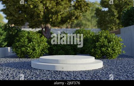 Runde Steinplattform im Hinterhof und natürliche Bäume mit Schatten Hintergrund. Abstrakte Außenarchitektur und wegweisendes Objekt für Werbekonzept. Stockfoto