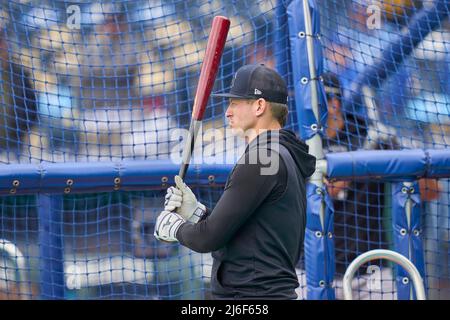 April 30 2022: Der dritte Baseman von New York, Josh Donaldson (28), fand vor dem Spiel mit New York Yankees und Kansas City Royals im Kauffman Stadium in Kansas City Mo. David Seelig/Cal Sport Medi statt Stockfoto