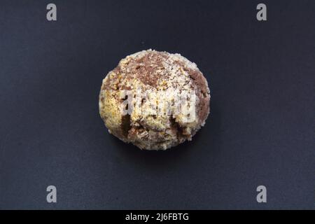 Hausgemachte Kokosnussgebäck mit sehr frischen Walnüssen Stockfoto