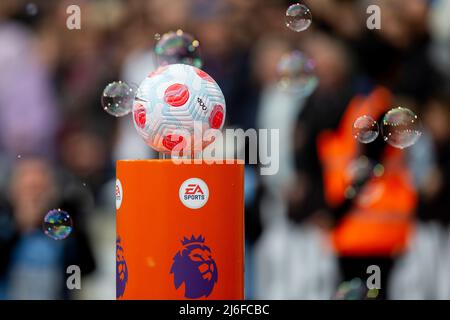 LONDON, GROSSBRITANNIEN. MAI 1. Ball des Spiels, das während des Premier League-Spiels zwischen West Ham United und Arsenal am Sonntag, den 1.. Mai 2022 im London Stadium, Stratford, abgebildet wurde. (Kredit: Federico Maranesi | MI Nachrichten) Kredit: MI Nachrichten & Sport /Alamy Live Nachrichten Stockfoto