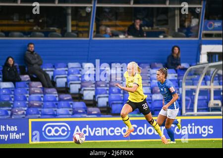 Birmingham, Großbritannien. 01.. Mai 2022. Pernille Harder (23 Chelsea) beim Angriff&#XA;&#XA;während des Womens Super League-Spiels zwischen Birmingham City &amp; Chelsea im St Andrews Stadium in Birmingham, England Karl W Newton/Sports Press Photos (SPP) Credit: SPP Sport Press Photo. /Alamy Live News Stockfoto