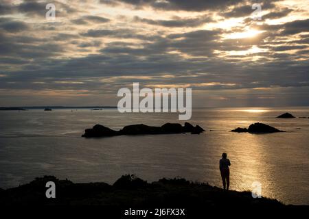 Eindringliche Abendstimmung bei der Ile Besnard im Norden der Bretagne Stockfoto