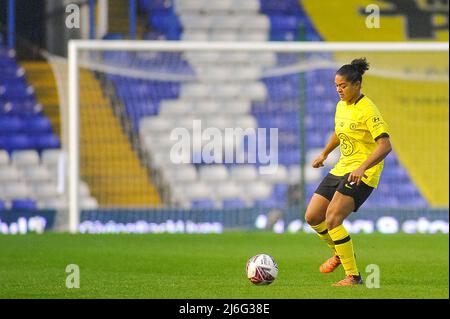 Birmingham, Großbritannien. 01.. Mai 2022. Jessica Carter (7 Chelsea) auf dem Ball &#XA;&#XA;während des Womens Super League-Spiels zwischen Birmingham City &amp; Chelsea im St Andrews Stadium in Birmingham, England Karl W Newton/Sports Press Photos (SPP) Credit: SPP Sport Press Photo. /Alamy Live News Stockfoto