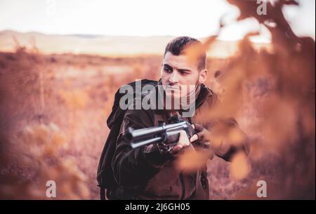 Herbstjagd. Hunter in der Herbstjagd Saison. Jagdsaison geschlossen und geöffnet. Jagd in den USA. Stockfoto