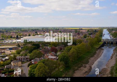 Panoramablick auf Boston und den Fluss Witham, der durch Boston, Lincolnshire, Großbritannien führt Stockfoto