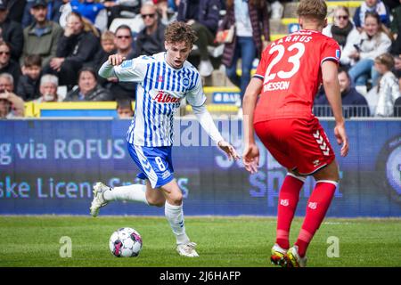 Odense, Dänemark. 01., Mai 2022. Jakob Breum (8) von ob beim Superliga-Spiel 3F zwischen Odense Boldklub und Aarhus GF im Nature Energy Park in Odense. (Foto: Gonzales Photo - Kent Rasmussen). Stockfoto