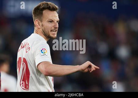 21.. April 2022; Estadio Ciutat de Valencia, Valencia, Spanien; La Liga Santander, Levante UD gegen den FC Sevilla; Ivan Rakitic vom FC Sevilla Stockfoto