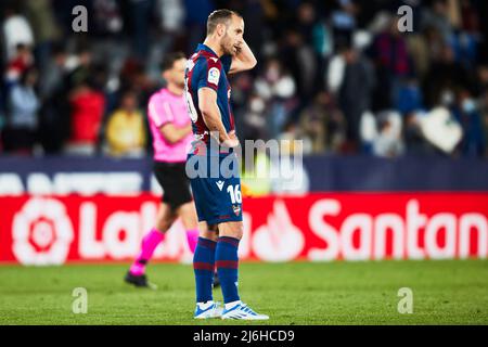 21.. April 2022; Estadio Ciutat de Valencia, Valencia, Spanien; La Liga Santander, Levante UD gegen den FC Sevilla; Roberto Soldado von Levante UD Stockfoto