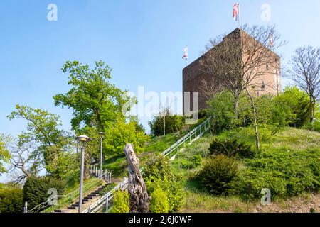 Deutschland, NRW, Kreis Heinsberg, Wassenberg, der Bergfried, das Wahrzeichen Wassenbergs, ist eine Höhenburg und befindet sich auf dem Burgberg Wasse Stockfoto