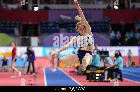 Leonie Cambours nimmt an den Hallenweltmeisterschaften in Belgrad 2022 im Hochsprung des Fünfkampfs Teil. Stockfoto