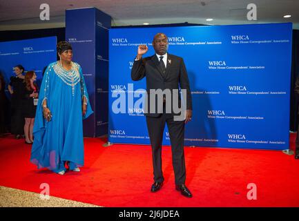 Benjamin Crump kommt am Samstag, den 30. April 2022, zum Jahresessen der White House Correspondenents Association 2022 im Washington Hilton Hotel in Washington, DC an. Dies ist das erste Mal seit 2019, dass die WHCA aufgrund der COVID-19-Pandemie ihr jährliches Abendessen veranstaltet. Kredit: Rod Lampey / CNP/Sipa USA Stockfoto