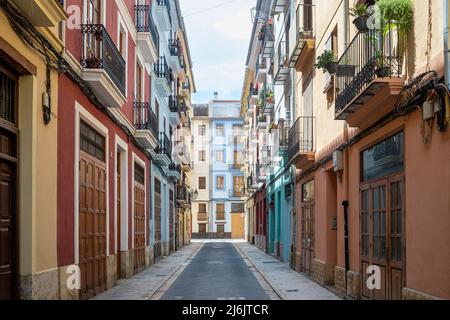 Valencia, Barrio del Carmen, traditionelle Straßenfassaden Spanien Stockfoto
