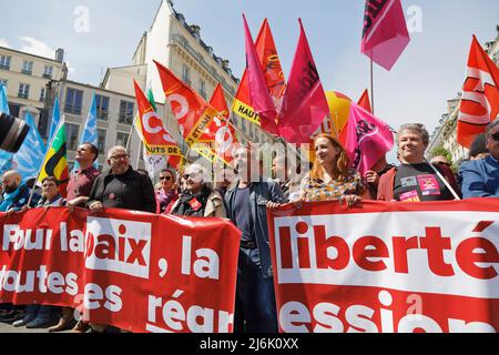 Philippe Martinez (CGT) nimmt an der Demonstration am 1. Mai 2022 in Paris, Frankreich, Teil. Stockfoto