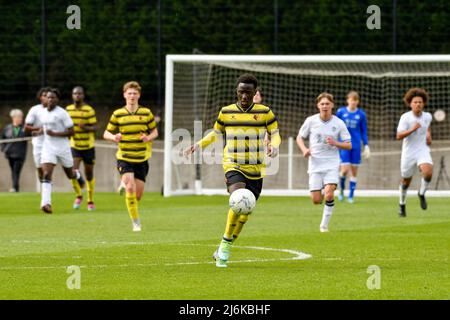 Swansea, Wales. 30. April 2022. Hamzat Balogun aus Watford unter 18s Jahren während des Spiels der Professional Development League zwischen Swansea City unter 18 und Watford unter 18 Jahren an der Swansea City Academy in Swansea, Wales, Großbritannien am 30. April 2022. Quelle: Duncan Thomas/Majestic Media. Stockfoto