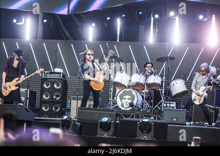 1. Maggio 2022 Piazza San Giovanni a Roma. Le Vibrazioni.Mai 1. auf der Piazza San Giovanni. Musical-Marathon-Konzert. Rom. 1/5/2022 (Foto von Daniela Franceschelli/Pacific Press/Sipa USA) Stockfoto