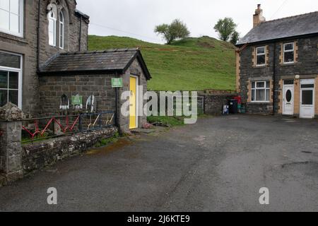 Überreste einer motte und bailey Castle, Builth Wells, Powys, Wales, Großbritannien Stockfoto