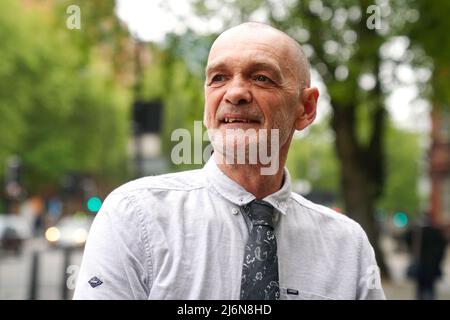 Lance O'Connor vor dem Westminster Magistrates' Court, London, wo er wegen Belästigung des Abgeordneten Peter Kyle am 20. Oktober letzten Jahres auf dem Parliament Square auftritt. Bilddatum: Dienstag, 3. Mai 2022. Stockfoto