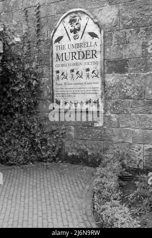 Details zum Umbrella-Mord im Giftgarten in Alnwick Gardens in Alnwick, Northumberland, Großbritannien im April Stockfoto