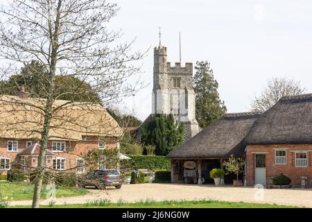 St Nichola Church, St Nichola House, Longparish, Hampshire, England, Vereinigtes Königreich Stockfoto