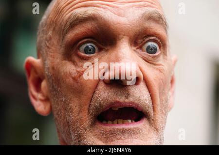 Lance O'Connor vor dem Westminster Magistrates' Court, London, wo er wegen Belästigung des Abgeordneten Peter Kyle am 20. Oktober letzten Jahres auf dem Parliament Square auftritt. Bilddatum: Dienstag, 3. Mai 2022. Stockfoto